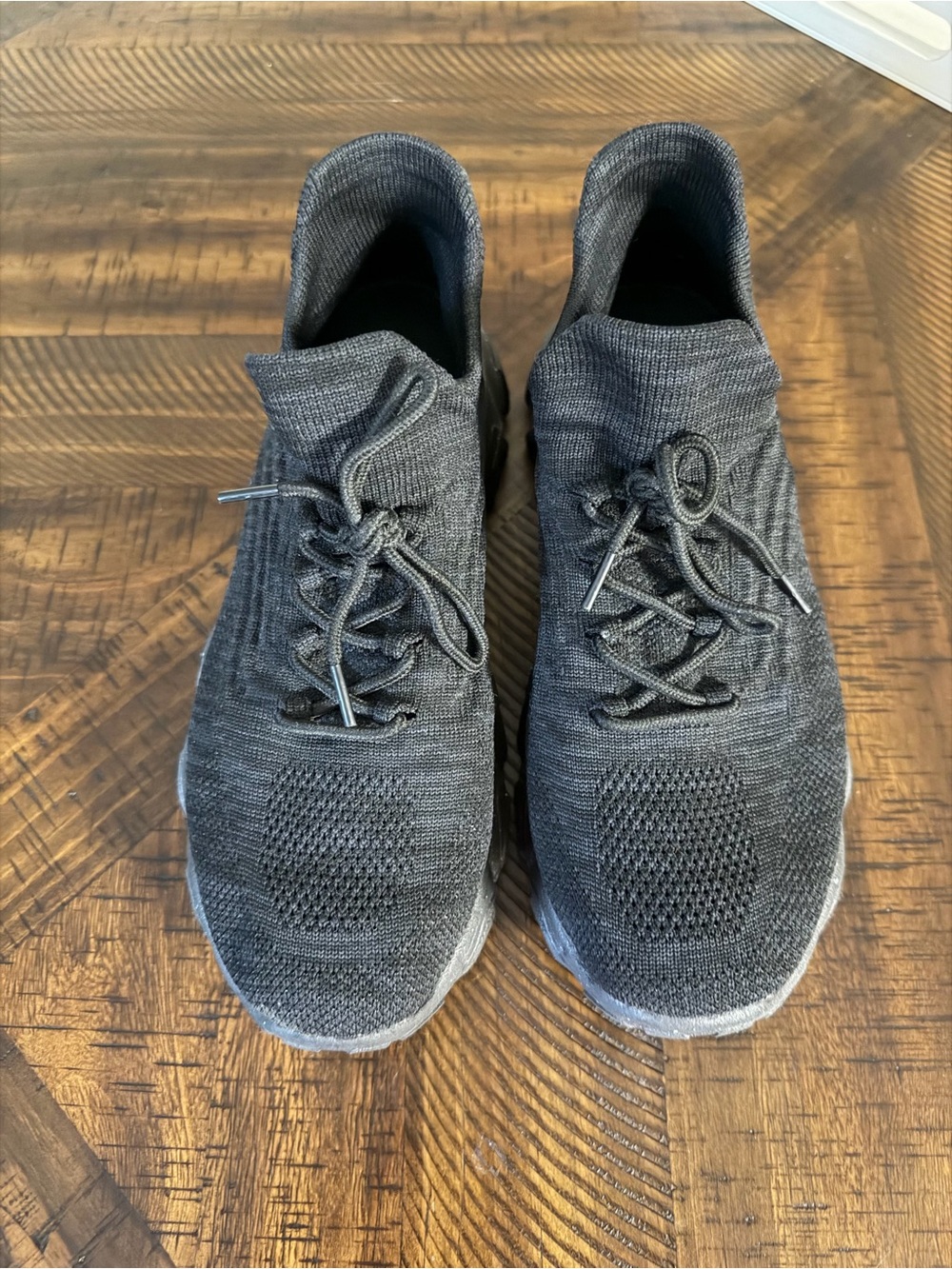 Lightweight Knit Slip-On Sneakers - Black